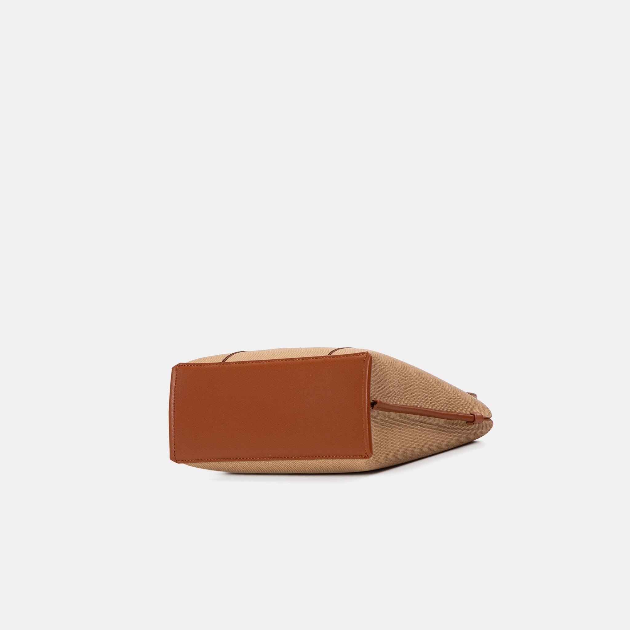 حقيبة يد B - كريسبيلا صارت بيلاس - Bags